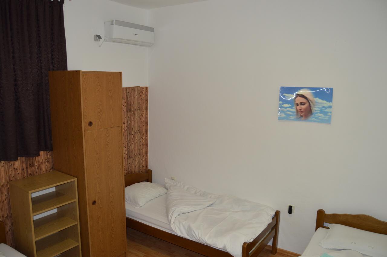Pansion Modana Međugorje Kültér fotó